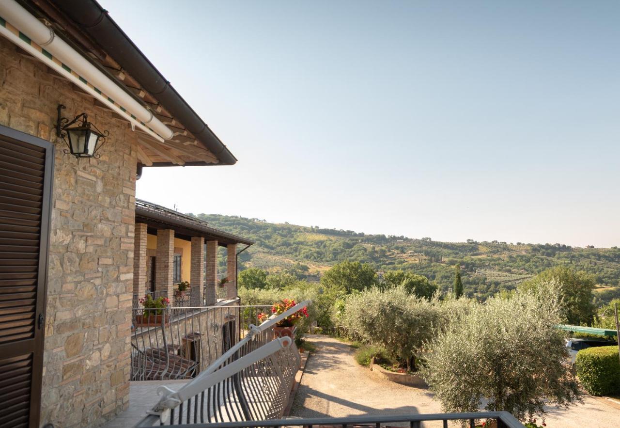 Agriturismo La Rocca Assisi Villa Petrignano Exterior photo