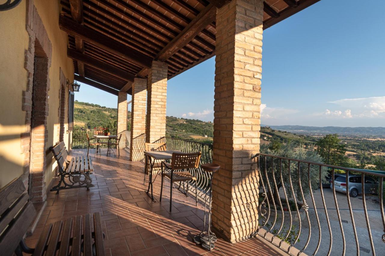 Agriturismo La Rocca Assisi Villa Petrignano Exterior photo